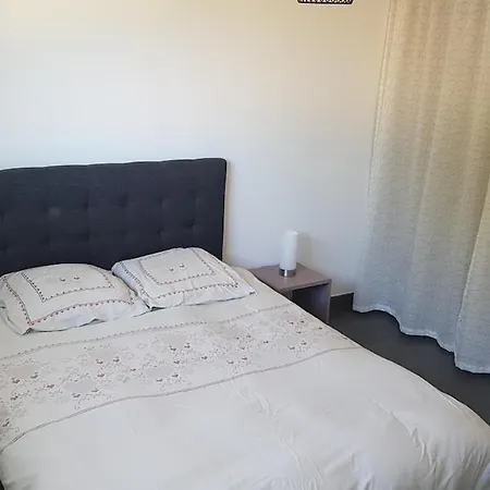 Apartment New T2 Duplex, Independent Climate Control, Adjoining Lattes